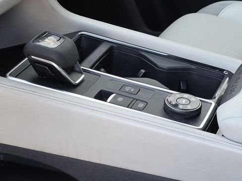 Used 2025 Nissan Pathfinder SL image 28