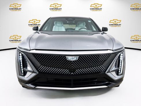 Used 2024 Cadillac Lyriq Luxury RWD image 2