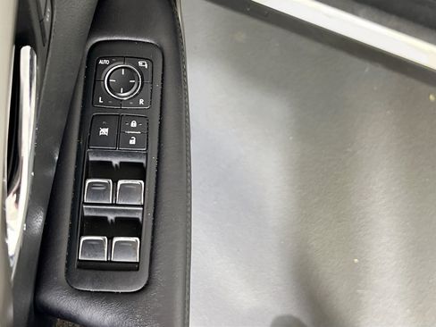 Used 2018 Lexus RX 450h AWD w/ Premium Package image 18