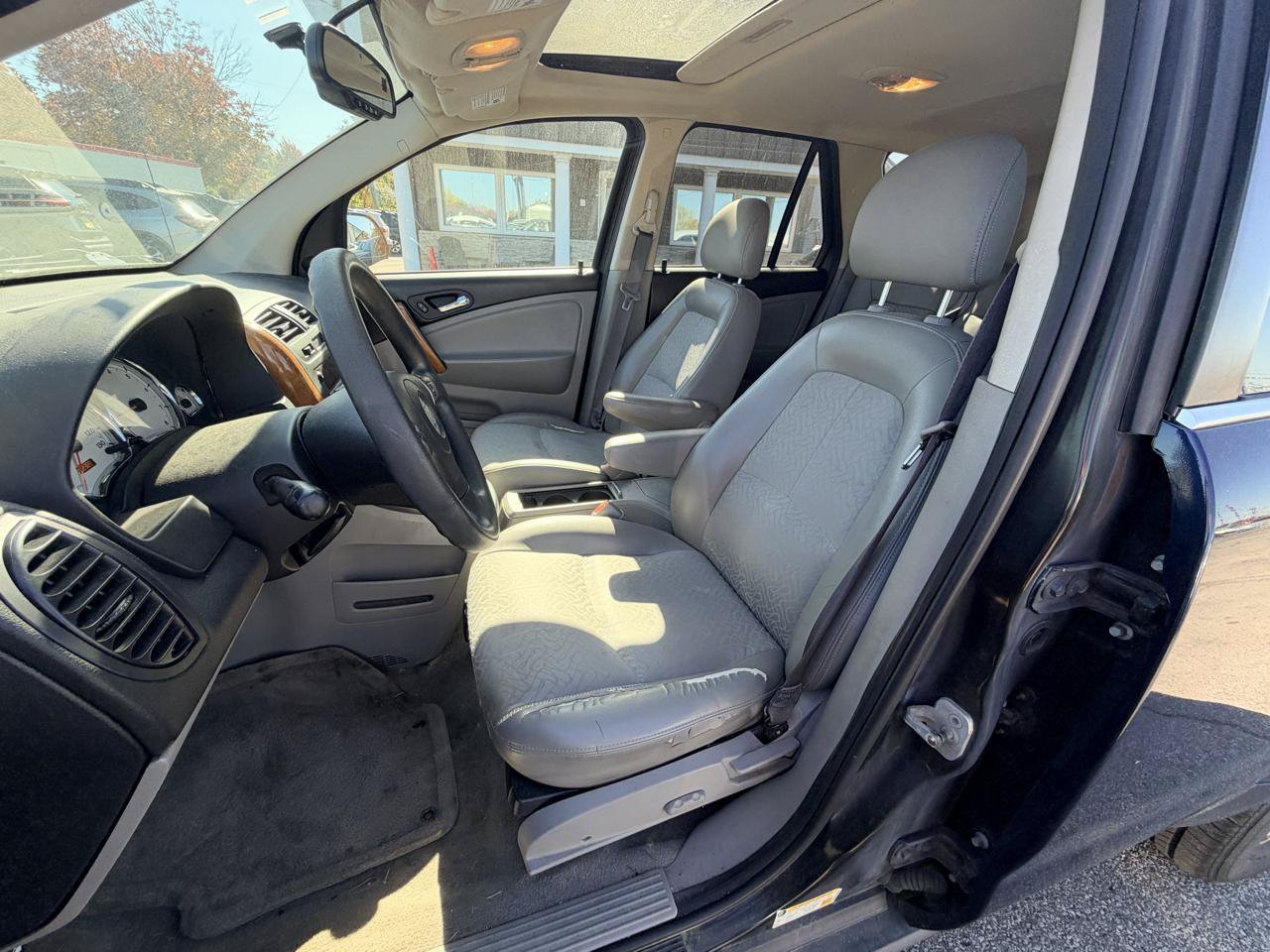 Used 2007 Saturn Vue 2WD V6 w/ Comfort Pkg image 12