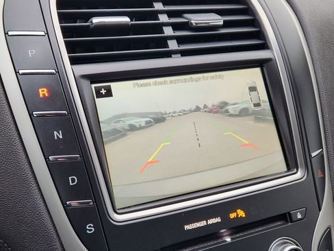 Used 2017 Lincoln MKX Reserve image 21