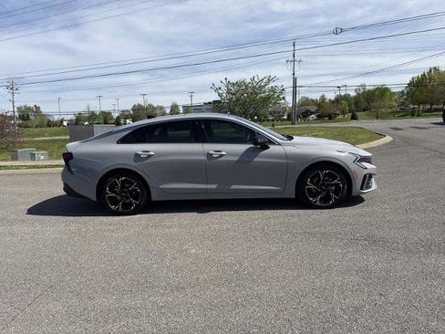 Used 2025 Kia K5 GT-Line w/ GT-Line Premium Package FWD image 4