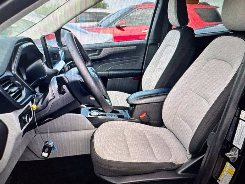 Used 2024 Ford Escape Active w/ Tech Pack #1 FWD image 7