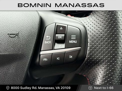 Used 2025 Ford Escape ST-Line image 8