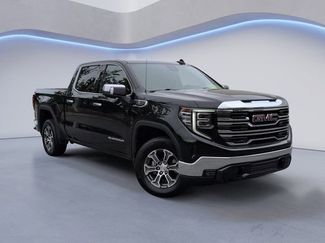 Used 2025 GMC Sierra 1500 SLT video 2