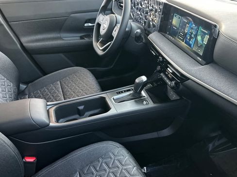 New 2026 Nissan Kicks SV image 16