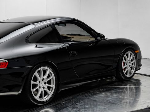 Used 2004 Porsche 911 GT3 image 15
