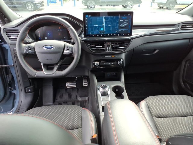 Used 2023 Ford Escape ST-Line w/ Tech Pack #1 AWD/4WD image 17