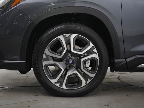 Used 2025 Subaru Ascent Touring w/ Popular Package #2 AWD/4WD image 32