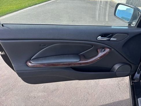 Used 2004 BMW 325Ci Convertible image 10