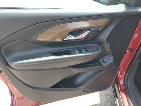 Used 2019 GMC Terrain SLE w/ Driver Convenience Package FWD image 8