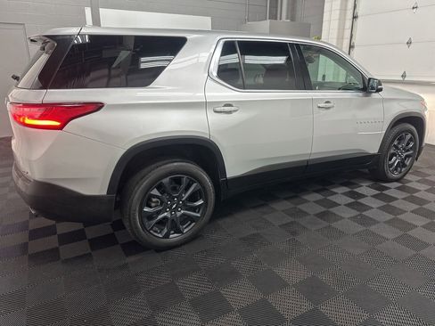 Used 2021 Chevrolet Traverse RS image 10