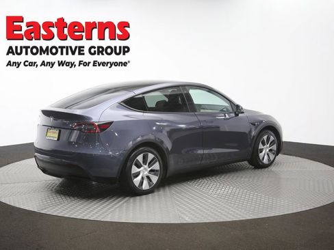 Used 2021 Tesla Model Y Long Range AWD/4WD image 36