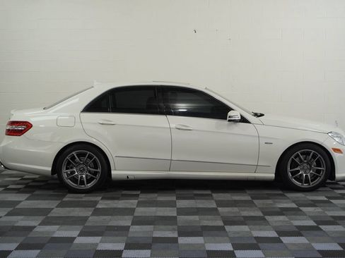 Used 2012 Mercedes-Benz E 350 4MATIC Sedan image 7