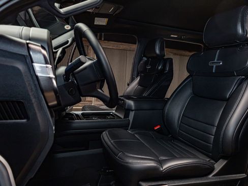 Used 2026 Ford F450 Platinum w/ FX4 Off-Road Package image 25