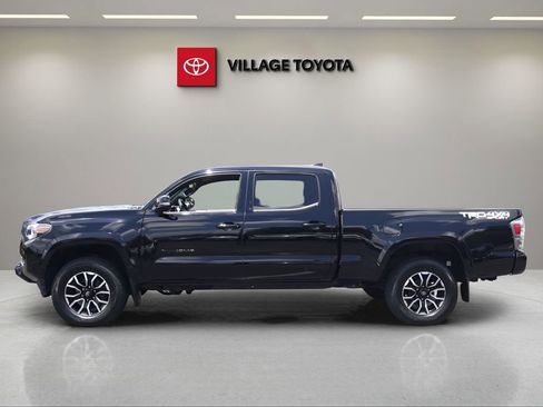 Certified 2023 Toyota Tacoma TRD Sport AWD/4WD image 2