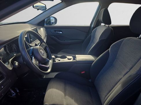 Used 2023 Nissan Rogue SV image 10