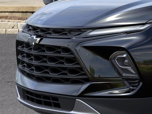 New 2026 Chevrolet Blazer LT image 13