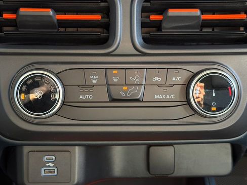 Used 2023 Ford Maverick XLT w/ Equipment Group 300A Standard image 13