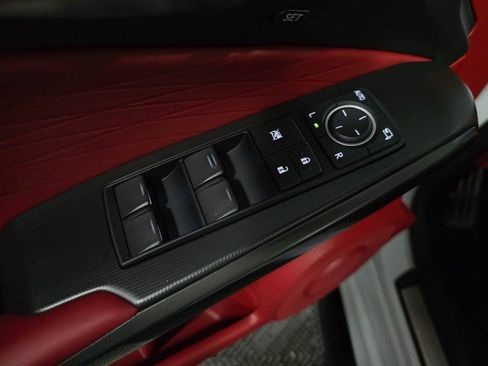 Used 2025 Lexus IS 350 F Sport image 31