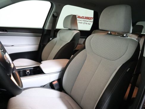 Used 2024 Hyundai Palisade SE image 31