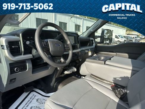 New 2025 Ford F350 XL w/ XL Chrome Package image 18