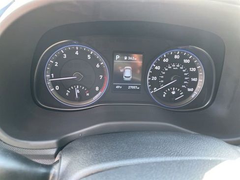 Used 2019 Hyundai Kona SE FWD image 14