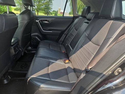 Used 2019 Toyota RAV4 Limited w/ Cold Weather Package AWD/4WD image 10