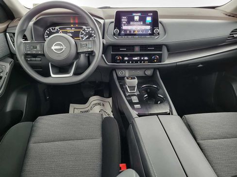 Used 2023 Nissan Rogue SV FWD image 19