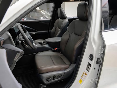 Used 2025 Lexus TX 350 AWD w/ Technology Package image 35