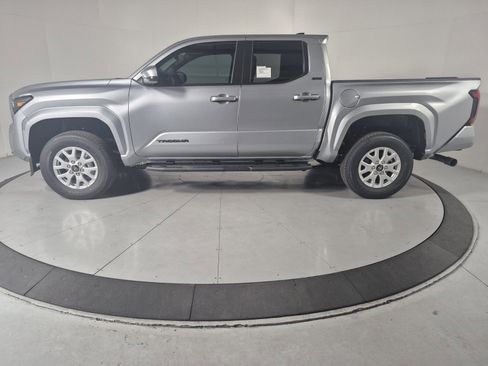 New 2026 Toyota Tacoma SR5 image 2