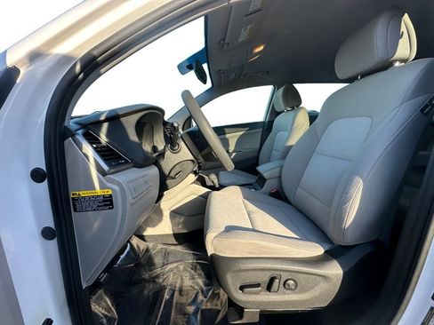 Used 2017 Hyundai Tucson SE image 9