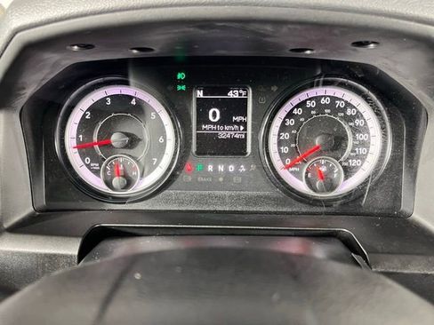 Used 2018 RAM 2500 Big Horn image 18