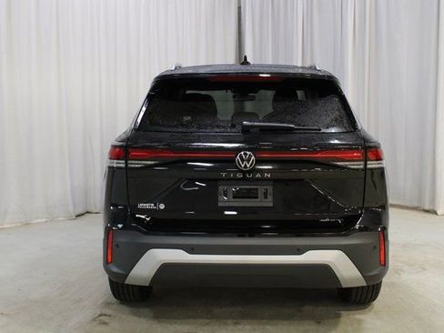 New 2026 Volkswagen Tiguan S image 23