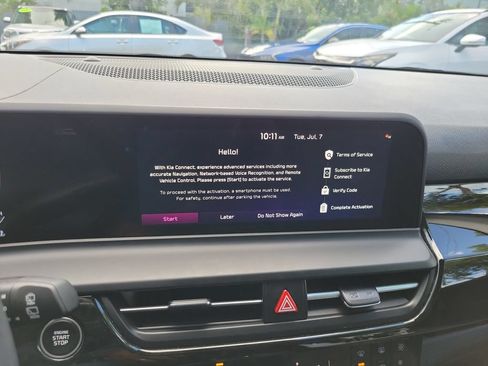 Certified 2025 Kia Seltos S FWD image 21