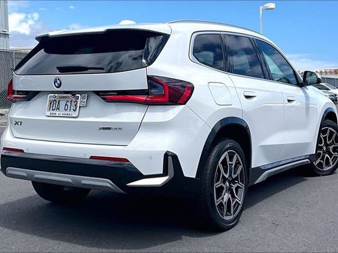 Used 2026 BMW X1 xDrive28i AWD/4WD image 2