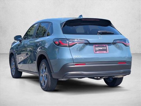 New 2026 Honda HR-V LX image 9