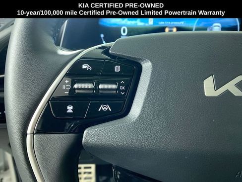 Certified 2024 Kia Niro Wave w/ Wave Preserve Package image 11