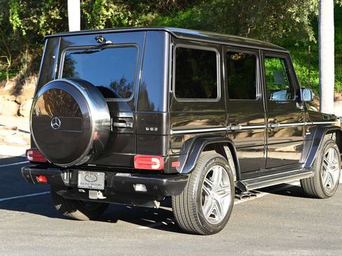 Used 2017 Mercedes-Benz G 63 AMG 4MATIC image 4