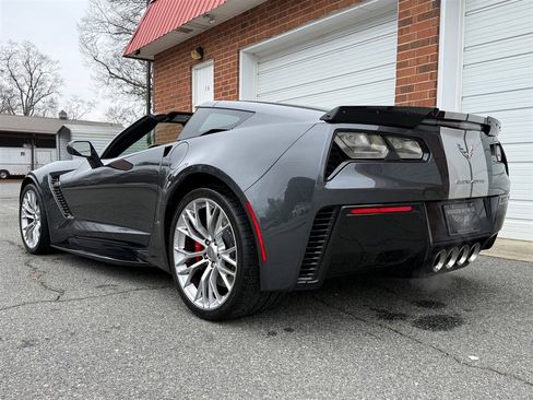 Used 2018 Chevrolet Corvette Z06 image 30