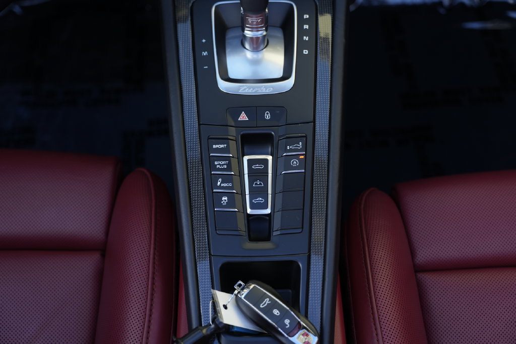 Used 2014 Porsche 911 Turbo S AWD/4WD image 87
