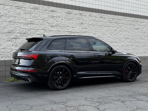 Used 2020 Audi SQ7 Premium Plus w/ Driver Assistance Package image 16