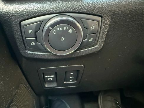 Used 2020 Ford F150 Lariat w/ Equipment Group 502A Luxury image 18