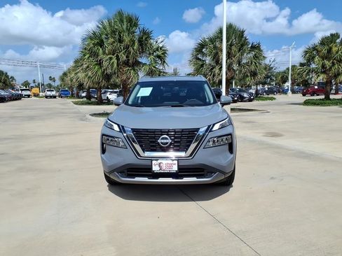 Used 2023 Nissan Rogue SL w/ SL Premium Package FWD image 9