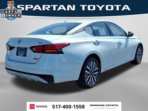 Used 2024 Nissan Altima 2.5 SV AWD/4WD image 7