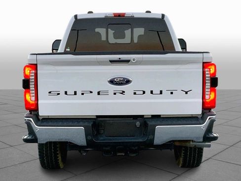 Certified 2024 Ford F250 Lariat w/ Lariat Ultimate Package image 5