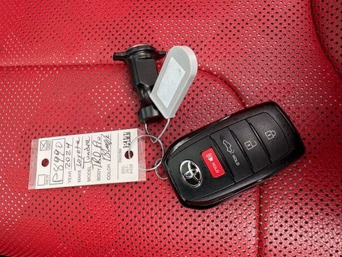 Used 2024 Toyota Tundra Limited image 6