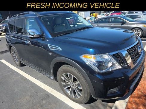 Used 2020 Nissan Armada SL w/ Premium Package image 2