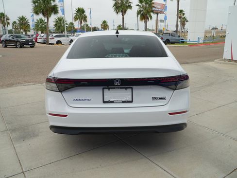 New 2025 Honda Accord SE image 6