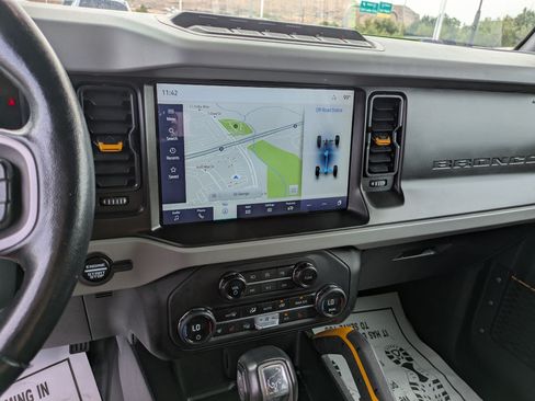 Certified 2023 Ford Bronco Badlands AWD/4WD image 24